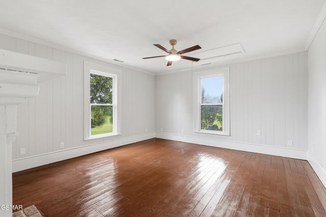 1440 McCleary Bend Road, Sevierville, TN 37876