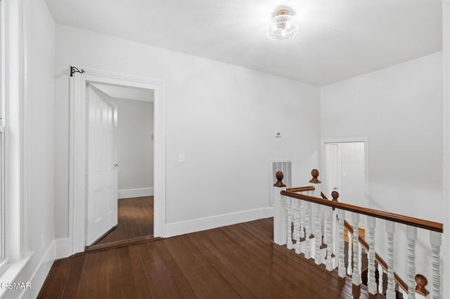 1440 McCleary Bend Road, Sevierville, TN 37876