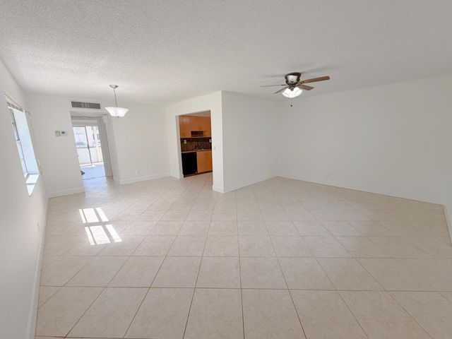 106 BURGUNDY C, Delray Beach, FL 33484