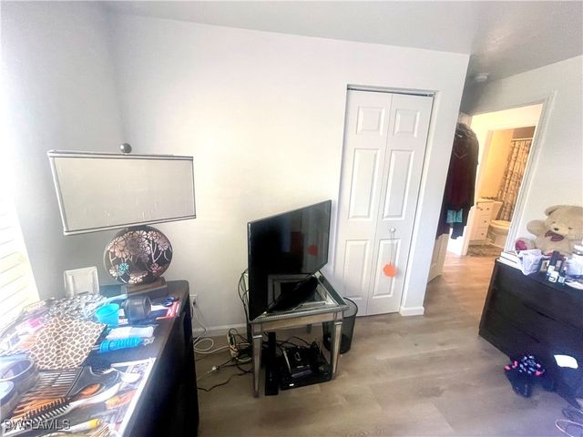 1339 5th AVE N, Naples, FL 34102