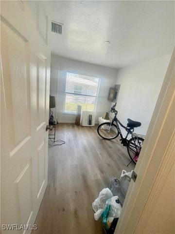 1339 5th AVE N, Naples, FL 34102