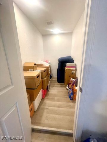 1339 5th AVE N, Naples, FL 34102