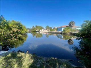 1339 5th AVE N, Naples, FL 34102