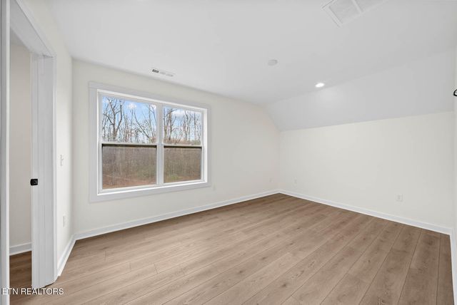 1023 W Laurel Way, Monterey, TN 38574