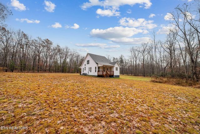 1023 W Laurel Way, Monterey, TN 38574