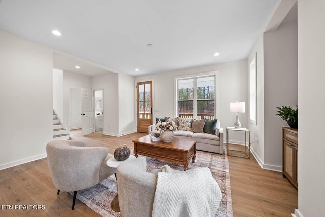 1023 W Laurel Way, Monterey, TN 38574