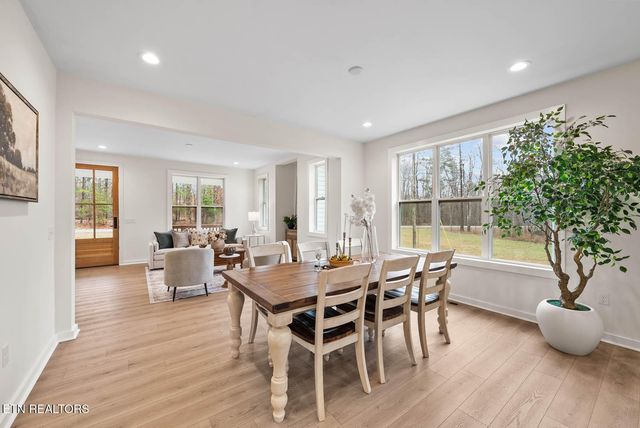 1023 W Laurel Way, Monterey, TN 38574