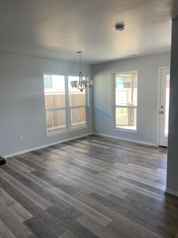 1642 Wrigley Dr, Odessa, TX 79762