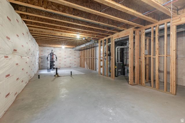 1596 W MAPLE SHADE LN, Lindon, UT 84042