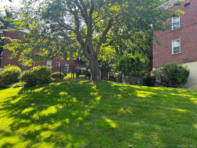 329 Palmer Terrace 1.F, Mamaroneck, NY 10543