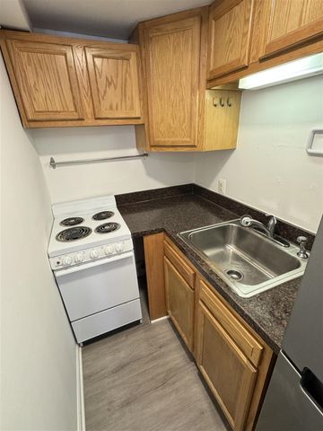 508 W Summit Street, Ann Arbor, MI 48103