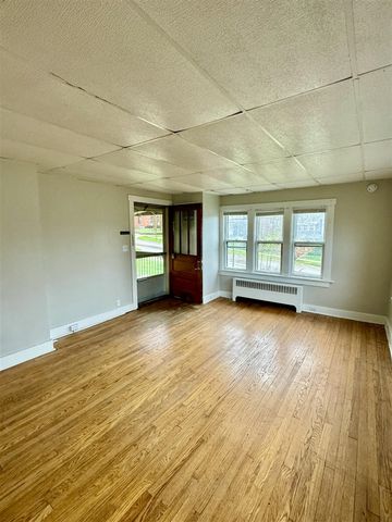 508 W Summit Street, Ann Arbor, MI 48103