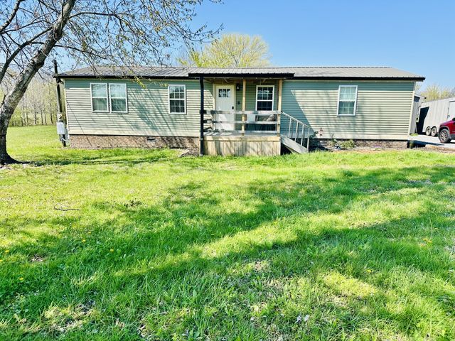 59 Harbin Rd, Fayetteville, TN 37334