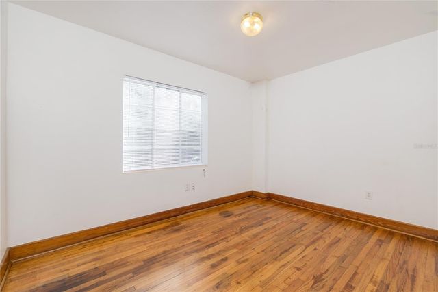 920 NW 20TH STREET, Gainesville, FL 32603