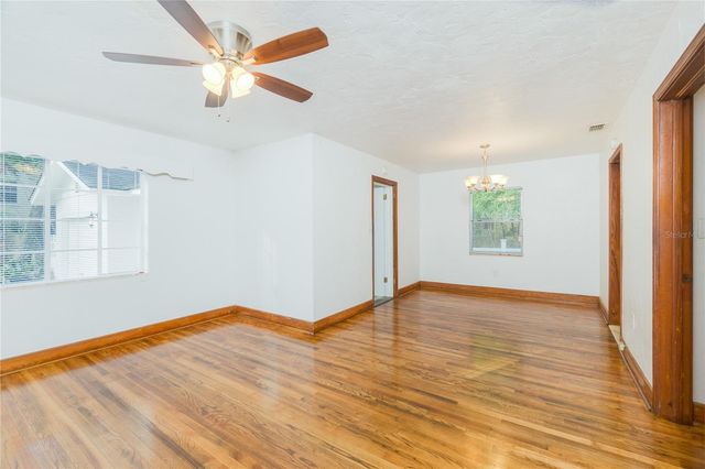 920 NW 20TH STREET, Gainesville, FL 32603