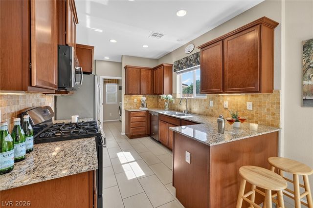 9309 Bright Blue Sky Avenue, Las Vegas, NV 89166