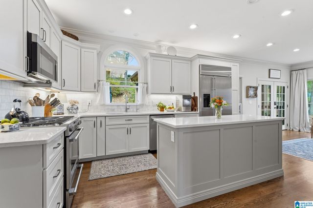 5749 MALLARD LAKE DRIVE, Hoover, AL 35244