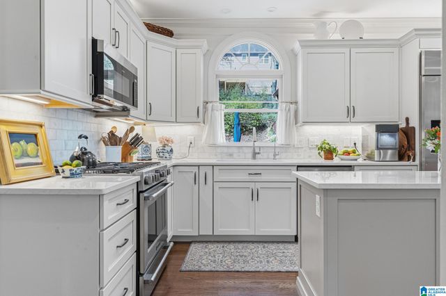 5749 MALLARD LAKE DRIVE, Hoover, AL 35244