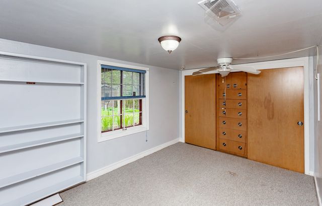 6915 Colby Avenue, Windsor Heights, IA 50324