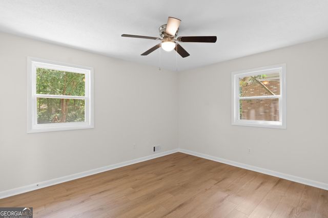 1558 Tanglewood Way NW, Conyers, GA 30012