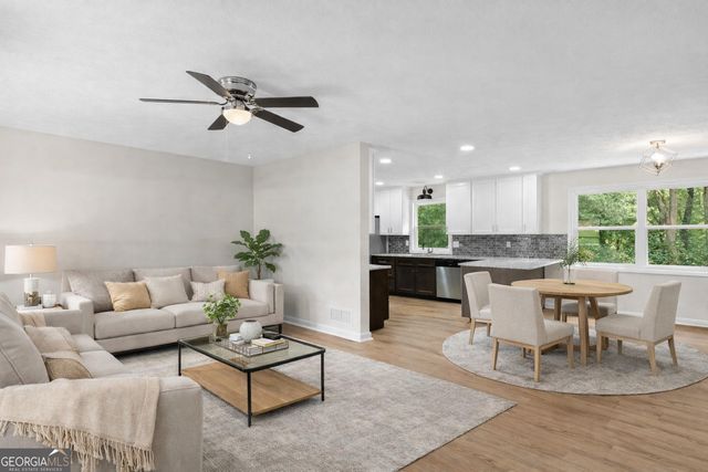 1558 Tanglewood Way NW, Conyers, GA 30012