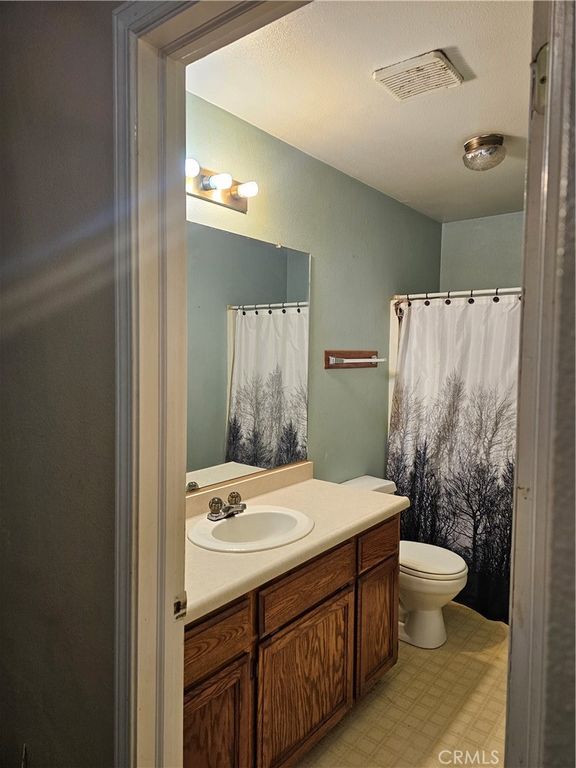 Image 18 of property listing at 14708 Wood Drive, Magalia, CA 95954