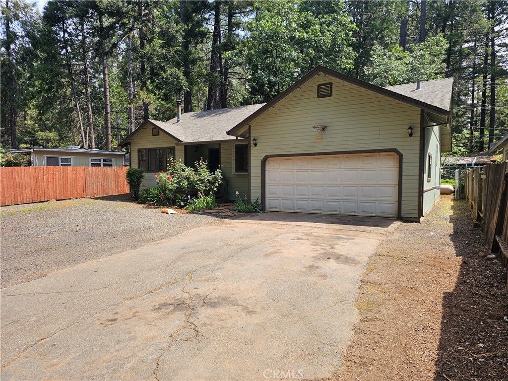 Image 2 of property listing at 14708 Wood Drive, Magalia, CA 95954