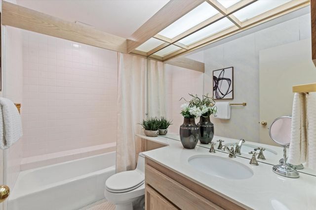 11444 Gold Country Blvd, Gold River, CA 95670