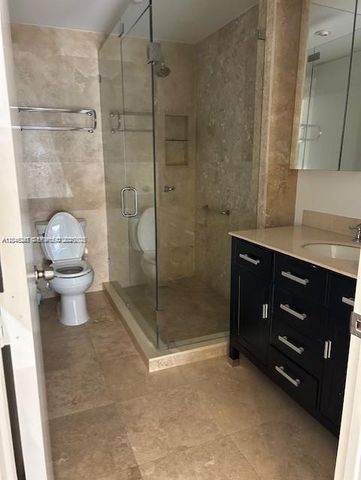 21220 Harbor Way 22122, Aventura, FL 33180