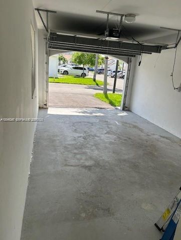 21220 Harbor Way 22122, Aventura, FL 33180