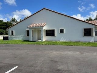21220 Harbor Way 22122, Aventura, FL 33180