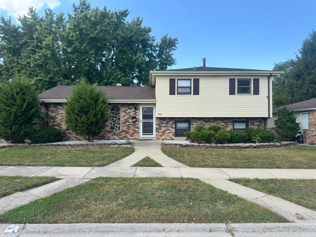 826 E 194th Street, Glenwood, IL 60425