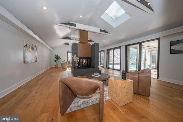 241 CHESWOLD LN, Haverford, PA 19041