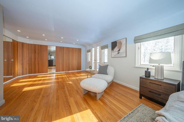 241 CHESWOLD LN, Haverford, PA 19041