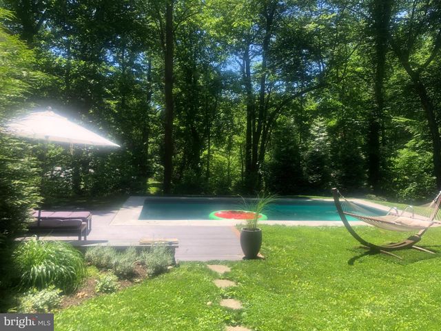 241 CHESWOLD LN, Haverford, PA 19041