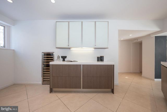 241 CHESWOLD LN, Haverford, PA 19041