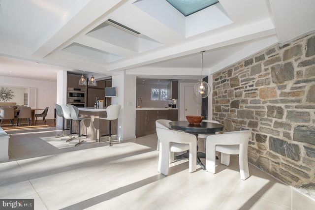 241 CHESWOLD LN, Haverford, PA 19041