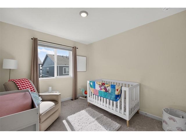 592 Thoroughbred Ln, Johnstown, CO 80534