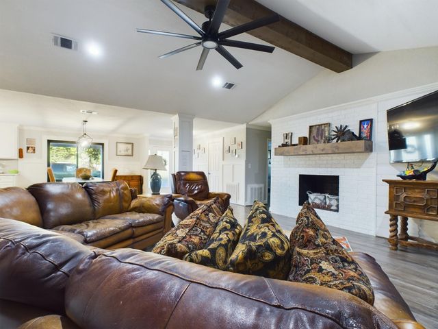 6099 Fm 227 W, Grapeland, TX 75844