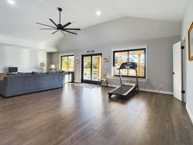 6099 Fm 227 W, Grapeland, TX 75844