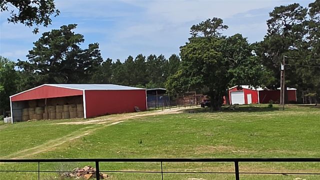 6099 Fm 227 W, Grapeland, TX 75844