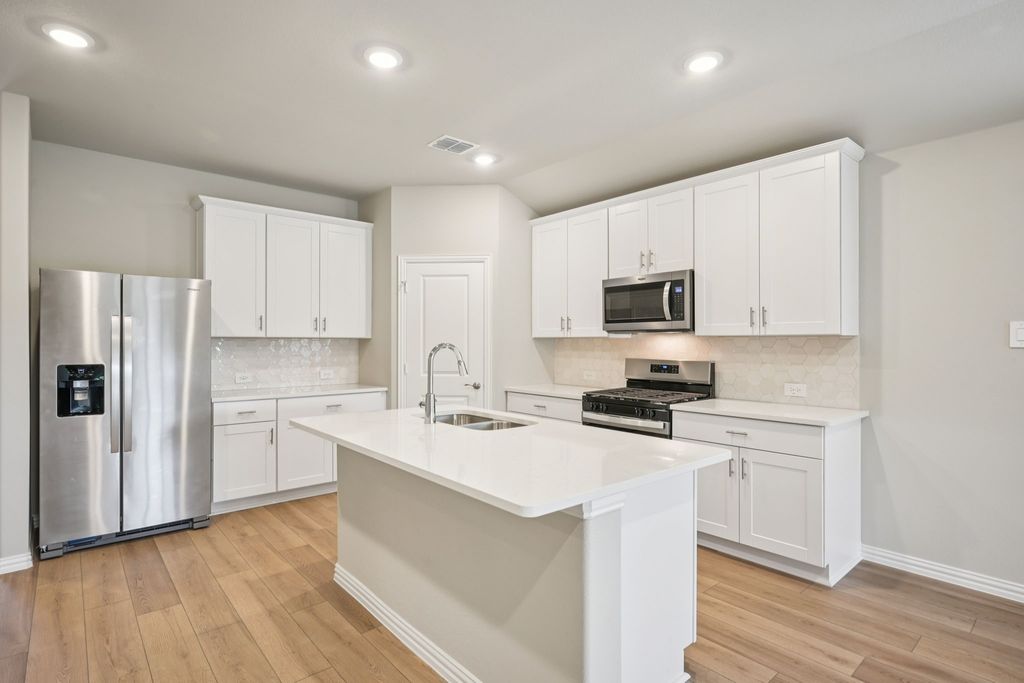 4024 Palestine Drive, Farmersville, TX 75442