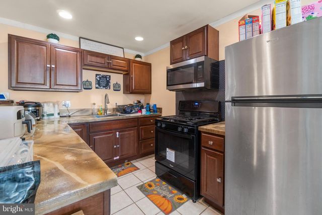 10 BENTLY LN, Willingboro, NJ 08046