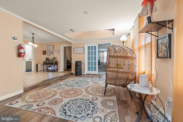 10 BENTLY LN, Willingboro, NJ 08046