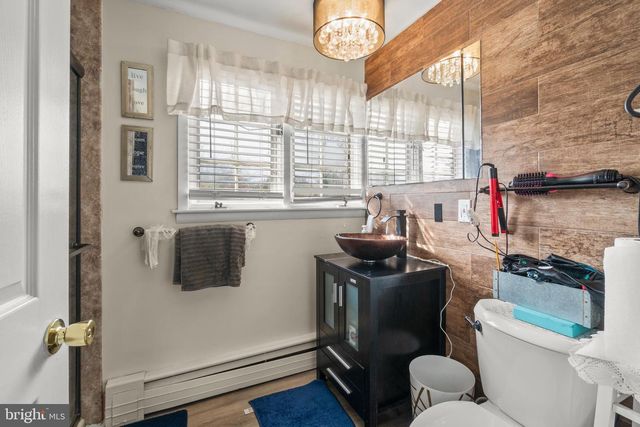 10 BENTLY LN, Willingboro, NJ 08046