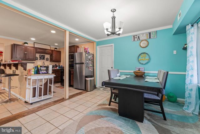 10 BENTLY LN, Willingboro, NJ 08046