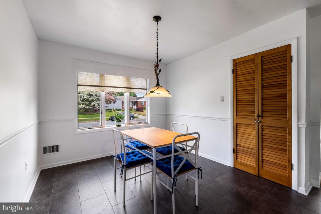 Image 15 of property listing at 1907 LOGWIND RD, Baltimore, MD 21228