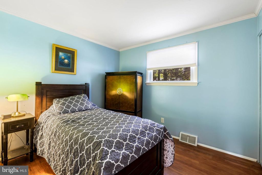 Image 22 of property listing at 1907 LOGWIND RD, Baltimore, MD 21228