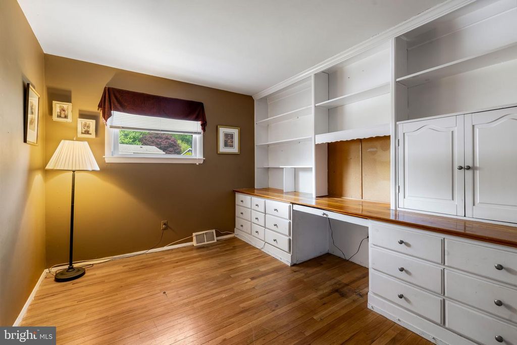 Image 24 of property listing at 1907 LOGWIND RD, Baltimore, MD 21228