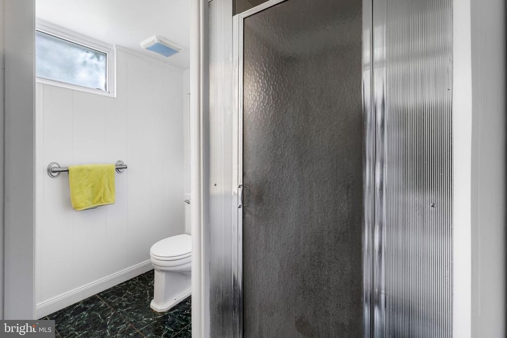 Image 32 of property listing at 1907 LOGWIND RD, Baltimore, MD 21228